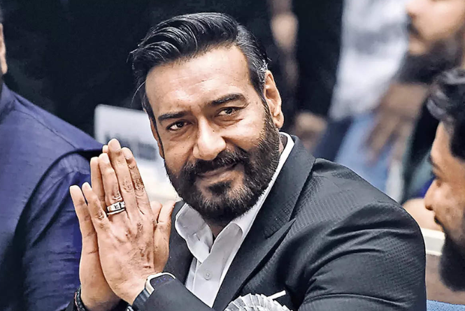 Ajay Devgn: पॉश इलाके में अजय देवगन ने खरीदा करोड़ों की प्रॉपर्टी, कीमत जान उड़ जाएंगे होश!