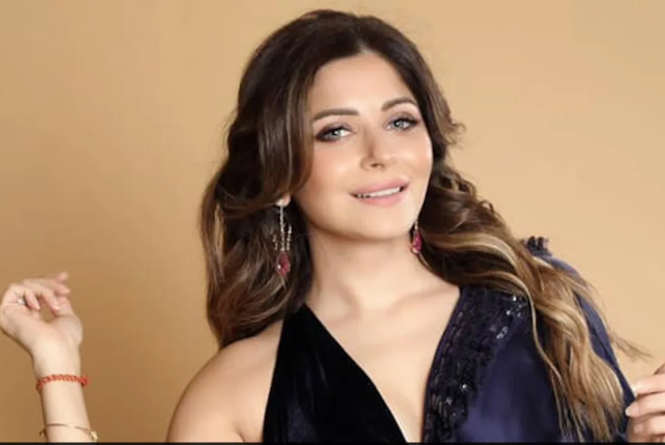 Kanika kapoor: 12 साल की उम्र से गा रहीं हैं गाना, ‘बेबी डॉल’ से हुईं सबकी चहेती सिंगर कनिका कपूर!