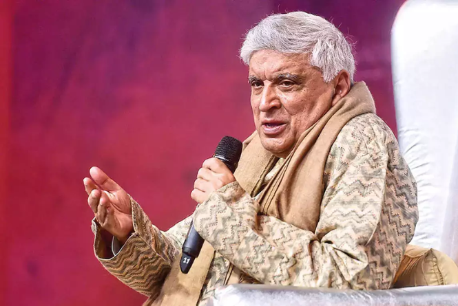 Javed Akhtar: नए दौर के गानों को लेकर बोले जावेद अख्तर, ‘गाने भूलने लायक हो गए…’